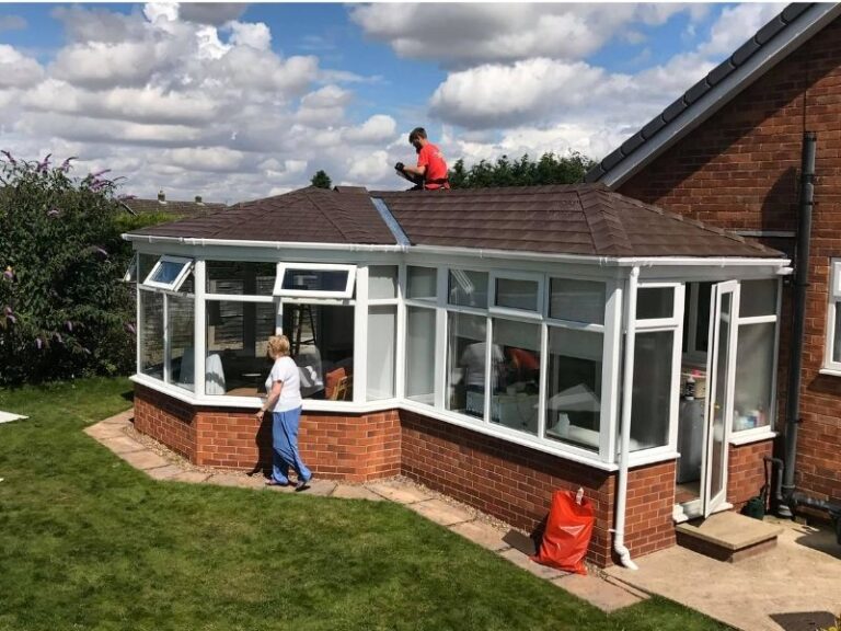 Do Roofers Work In The Rain? UK Beacon Basingstoke Roofing